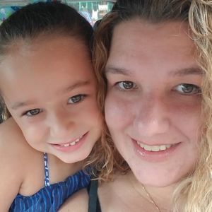 Meet your Posher, Carrie